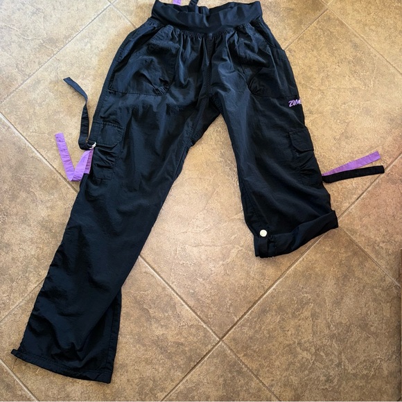 EUC - ZUMBA Wear Adjustable Cargo Workout Pants - Picture 4 of 11